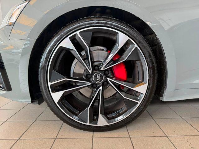 AUDI A5 40 TDI quattro S tronic S line edition