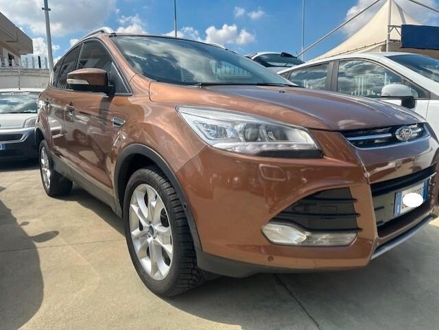 FORD KUGA X-LINE AUTOMATICO TETTO PANORAMICO , INT. IN PELLE... FULL..