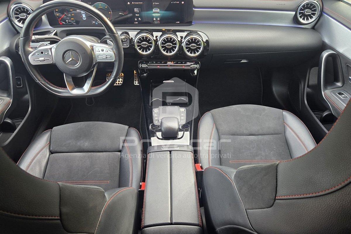 MERCEDES CLA 200 d Automatic Premium