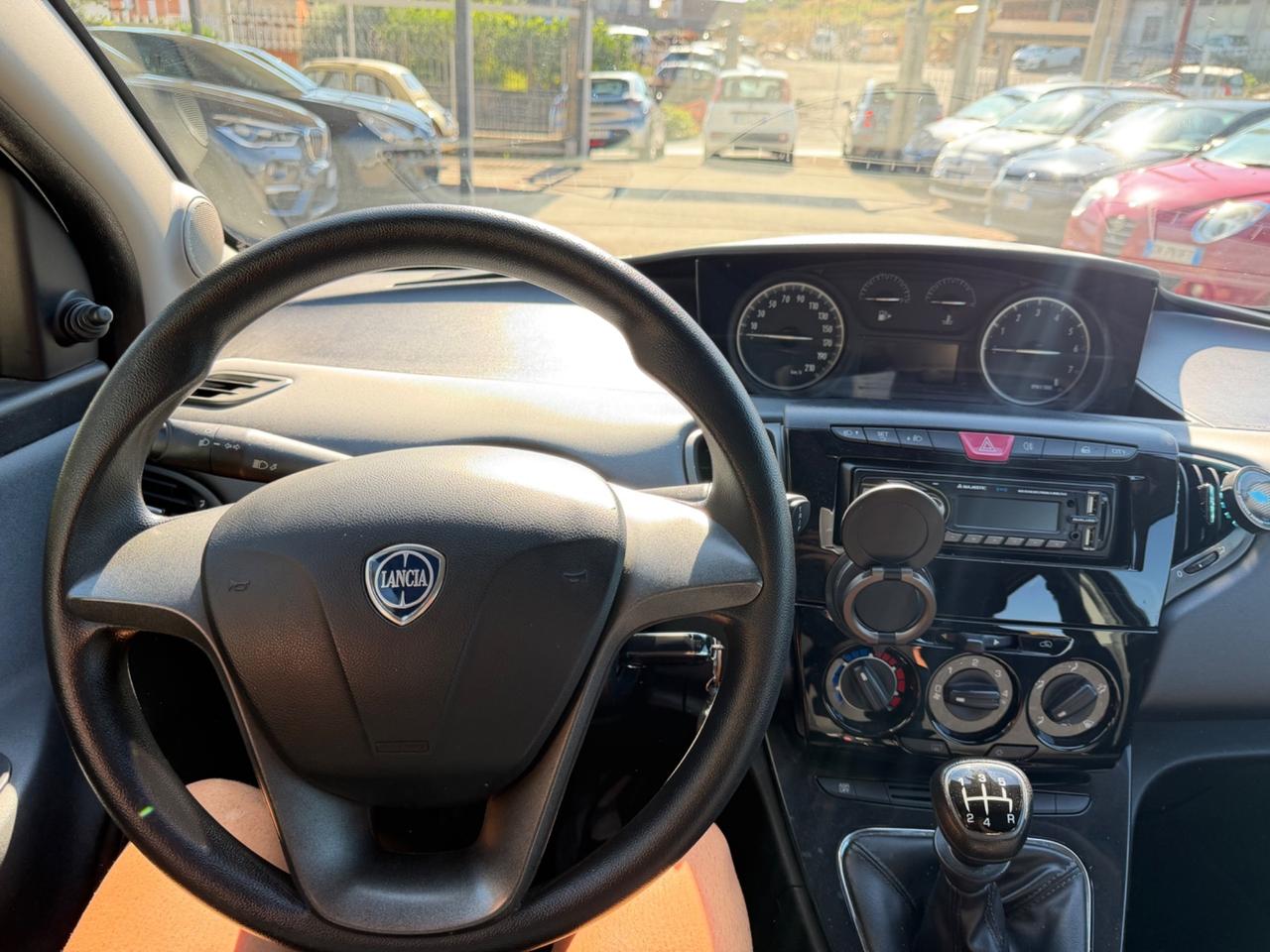 Lancia Ypsilon 1.2 69 CV 5 porte GPL Km Certificati