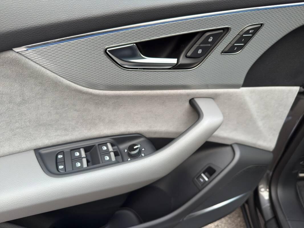 Audi Q8 3.0 286CV S LINE TETTO PELLE VALCONA CERCHI 23