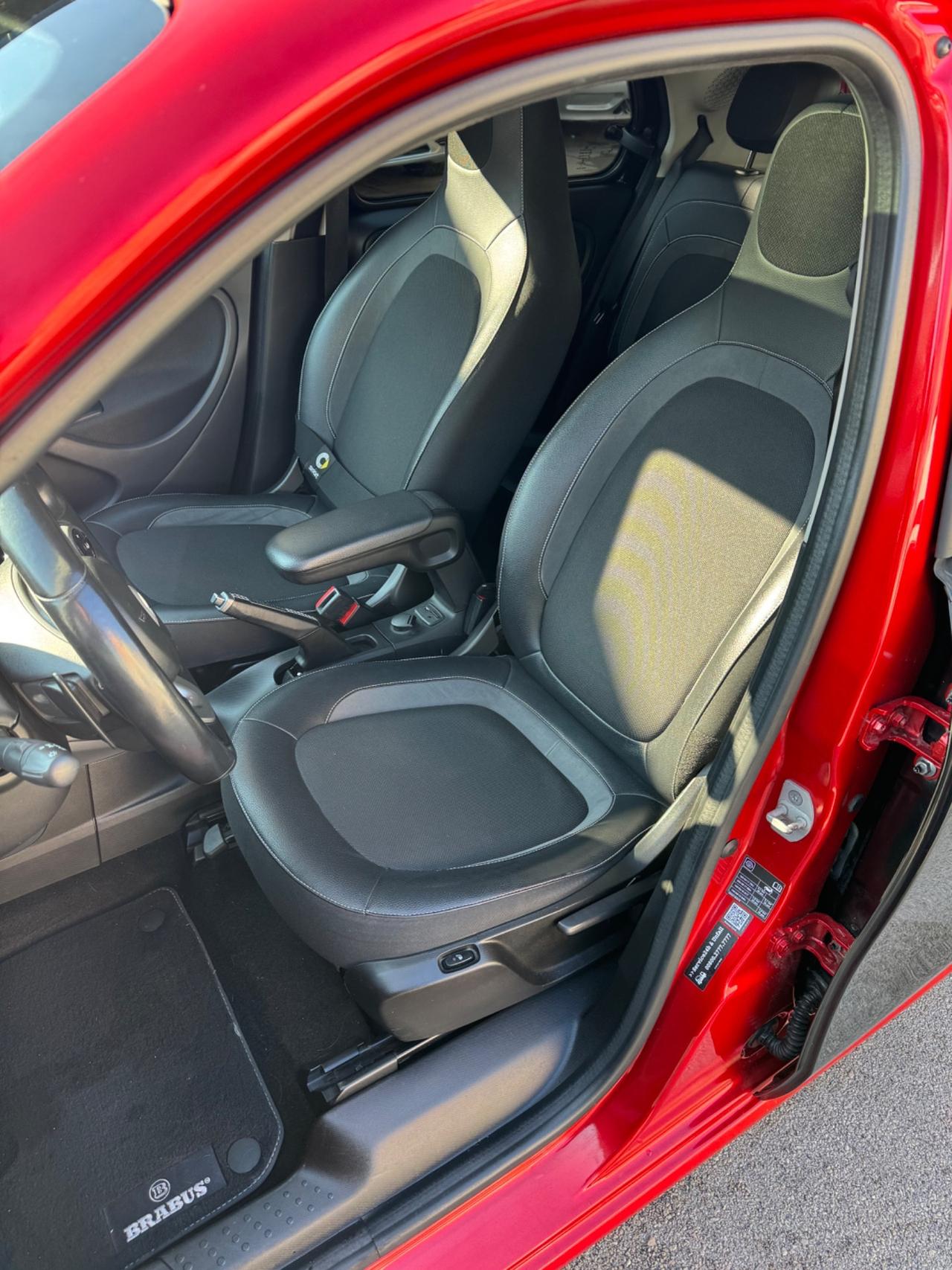 Smart ForFour BRABUS 0.9 Turbo twinamic Xclusive