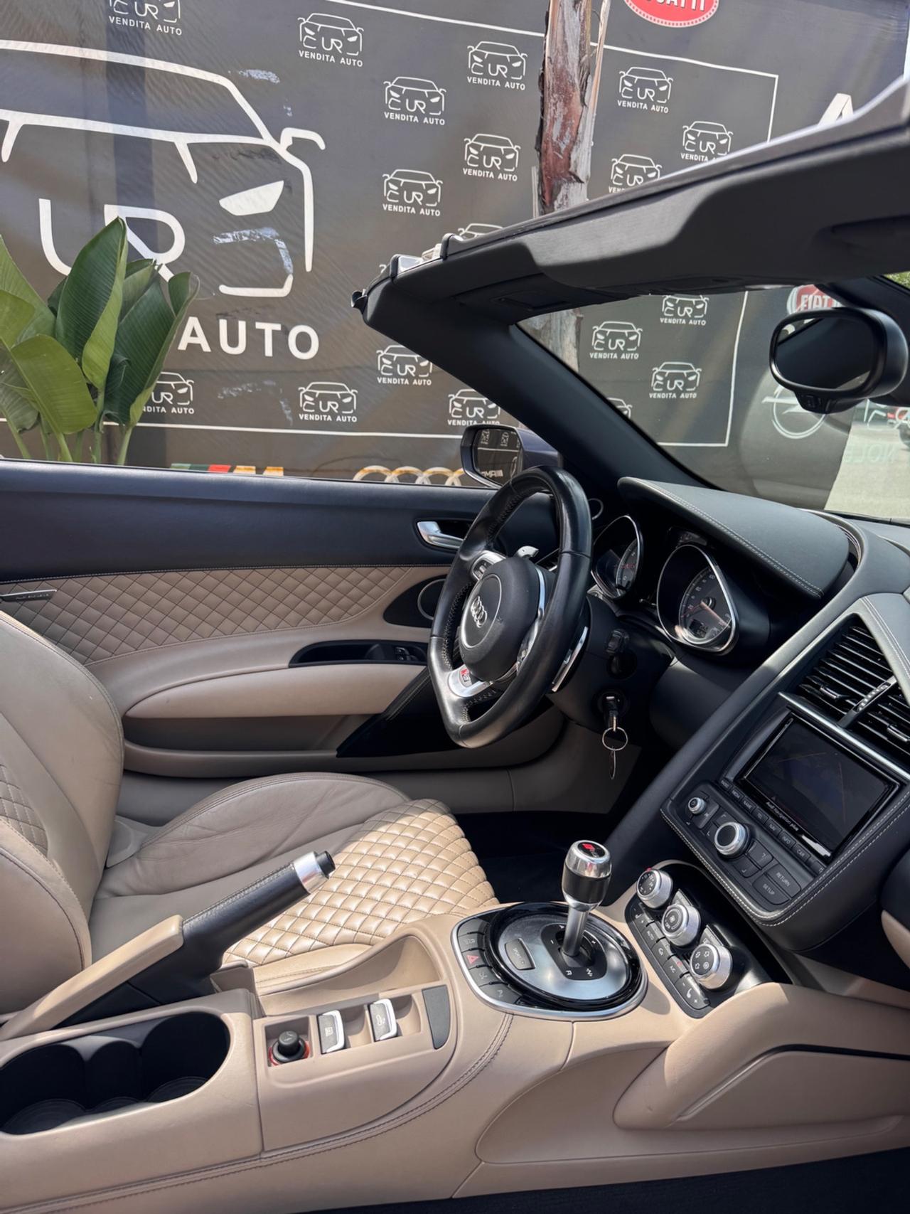 Audi R8 Spyder 4.2 V8 FSI quattro S tronic