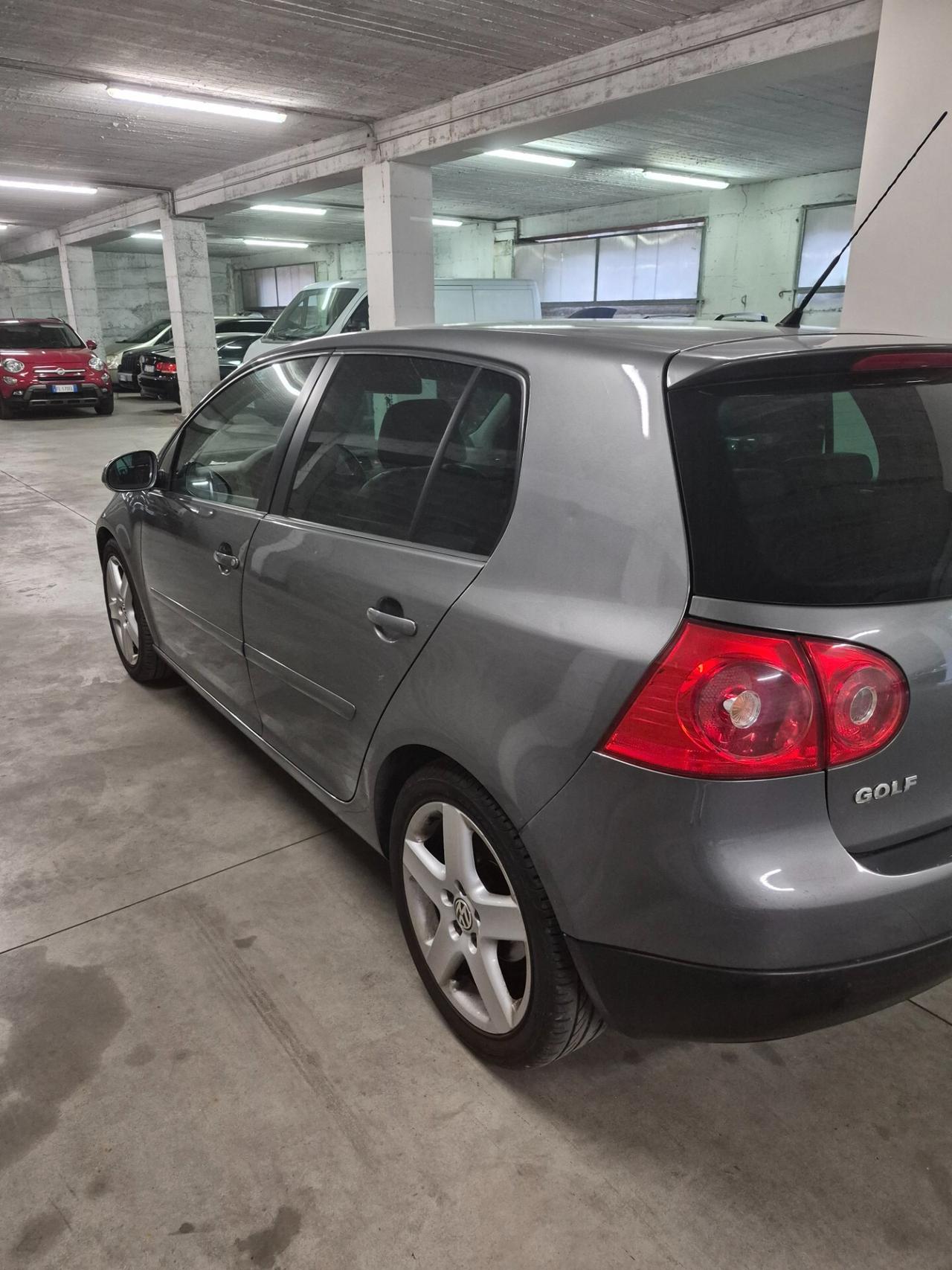 Volkswagen Golf 1.9 TDI DPF 5p. GT Sport