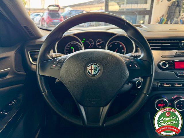 ALFA ROMEO Giulietta 1.6 JTDm-2 105CV Distinctive *NEOPATENTATI*