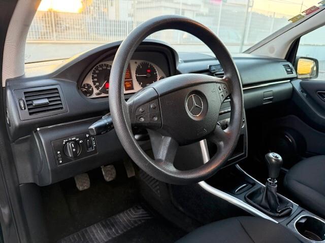 Mercedes-benz B 180 CDI Executive 2010