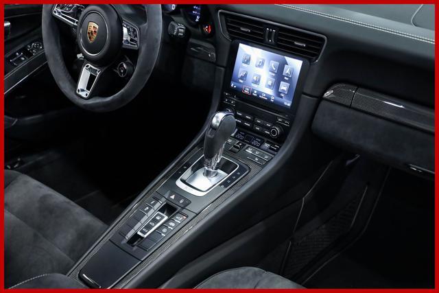 PORSCHE 991 3.0 Carrera 4 GTS Coupé