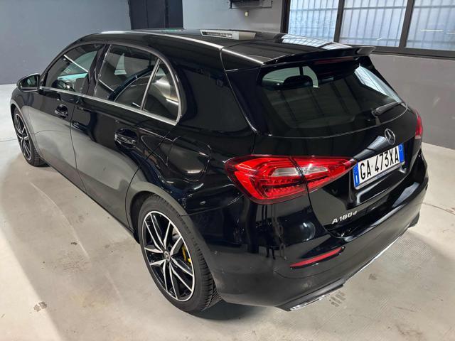 MERCEDES-BENZ A 180 d Automatic Sport
