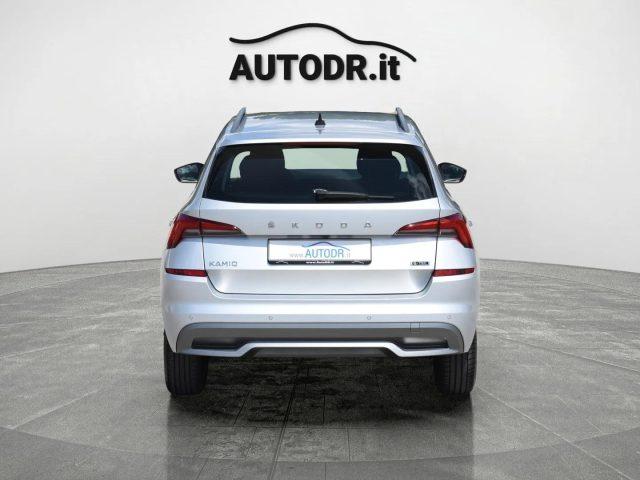 SKODA Kamiq 1.0 G-Tec Clever Led adattivi, Winter, Retrocamera
