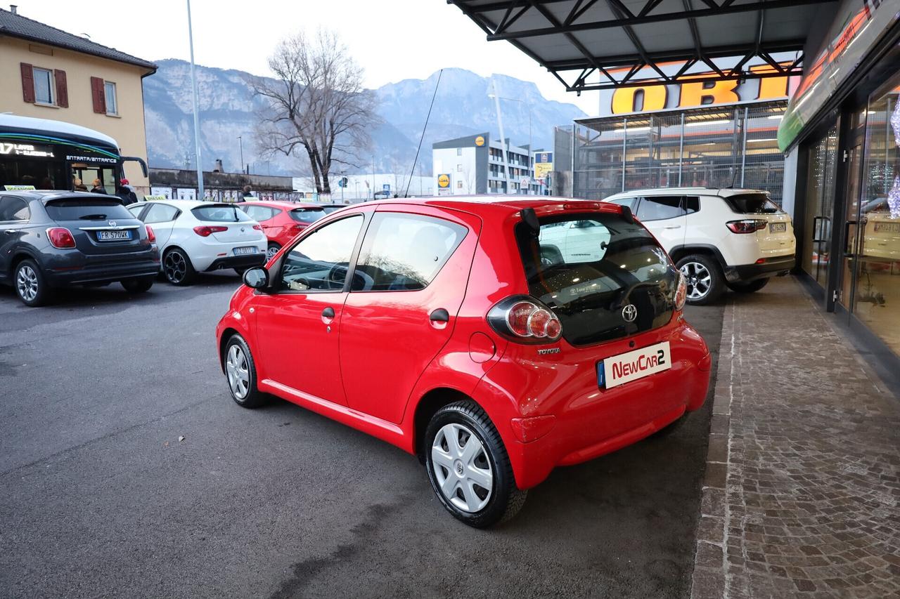 TOYOTA AYGO 1.0 12V VVT-i SOL neopatentati