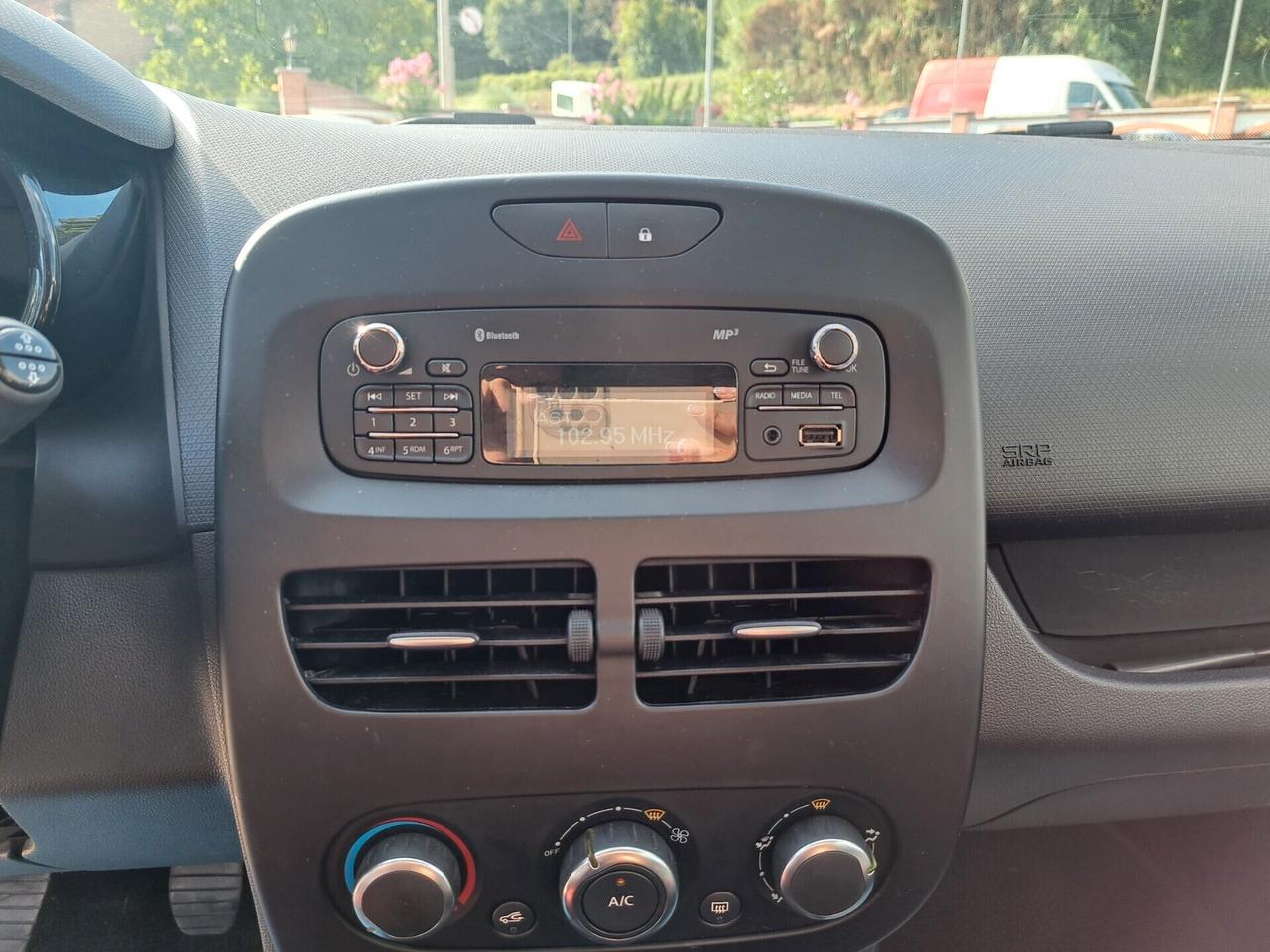 Renault Clio 75 CV /NEOPATENTATI/EURO 6