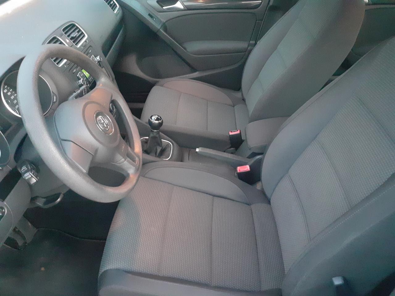 Volkswagen Golf 1.6 TDI DPF 5p. Highline