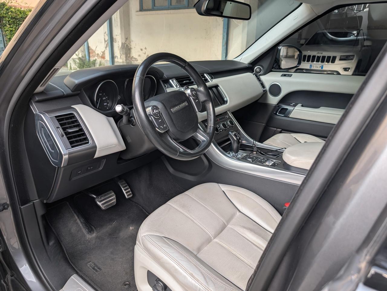 Land Rover Range Rover Sport 3.0 TDV6 HSE Dynamic IN ARRIVO