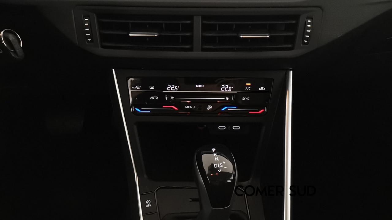 VOLKSWAGEN Polo VI 2022 - Polo 1.0 tsi Life 95cv dsg