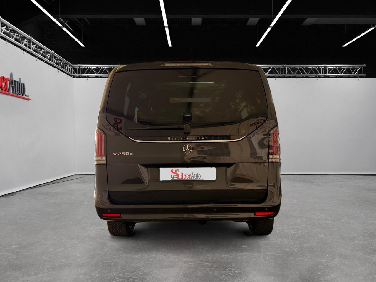 Mercedes V 250 D Avantgarde 9G-Tronic Plus Long "TETTO PANORAMA APRIBILE"