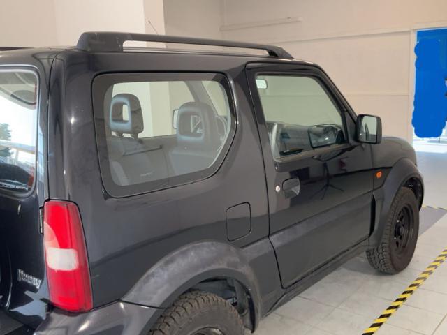 SUZUKI Jimny 1.3i 16V cat 4WD JLX