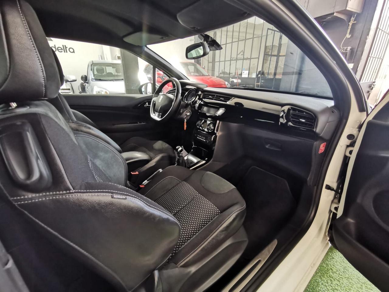 DS3 1.6 HDi So Chic EURO 5 NEOPATENTATI GARANZIA 12 MESI