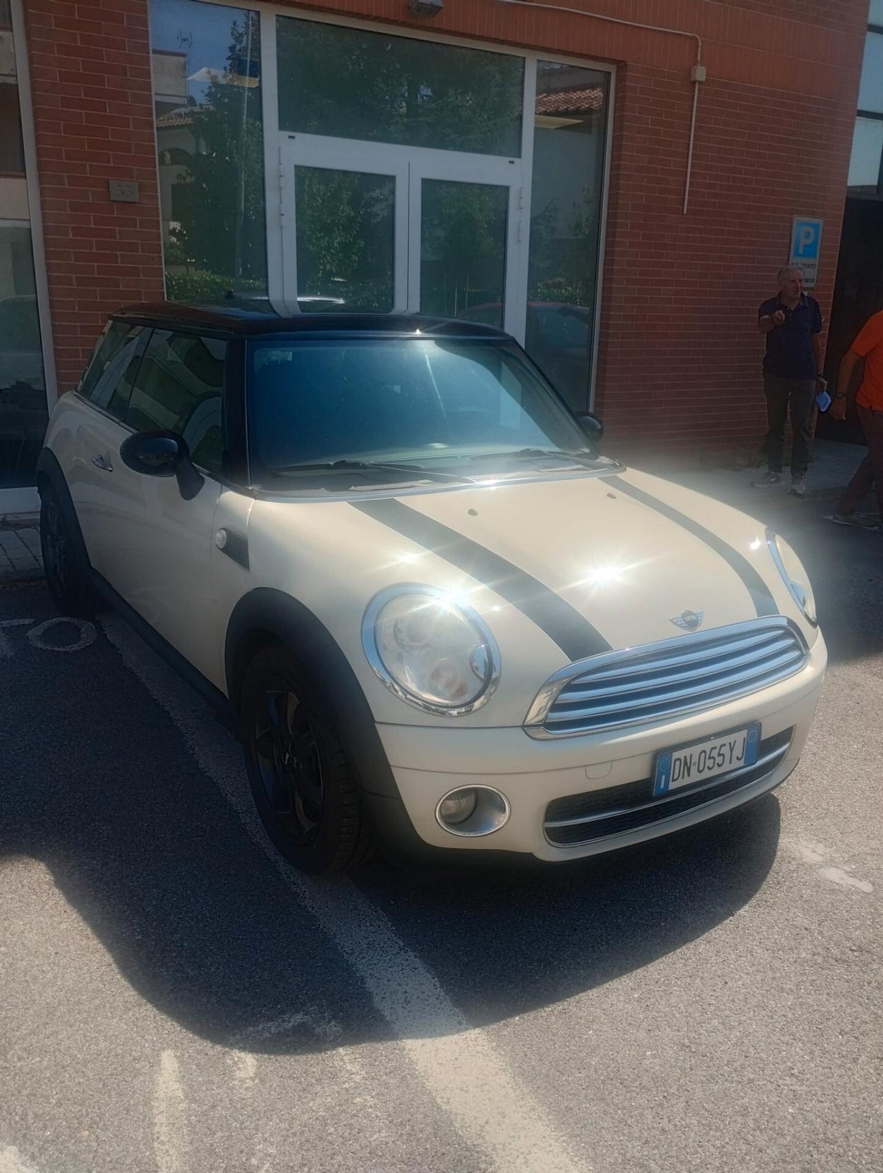 Mini 1.6 16V Cooper D