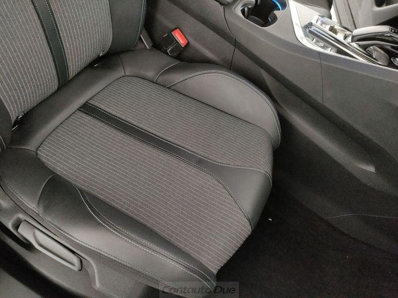 Peugeot 3008 Hybrid 225 e-EAT8 Allure Pack