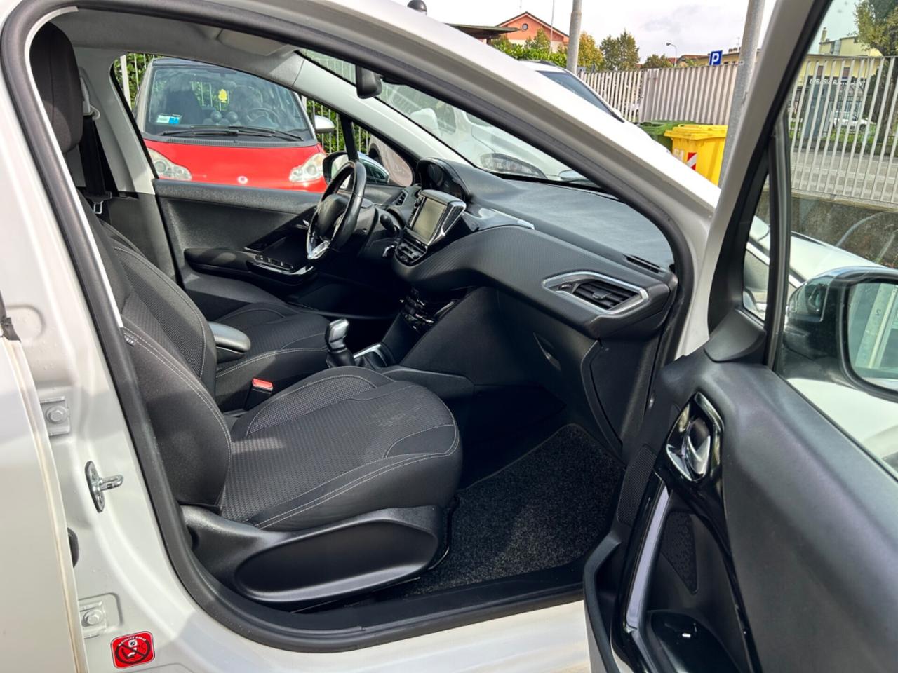 Peugeot 208 GARANZIA 12 MESI 1.6 BlueHDi CV75 Allure