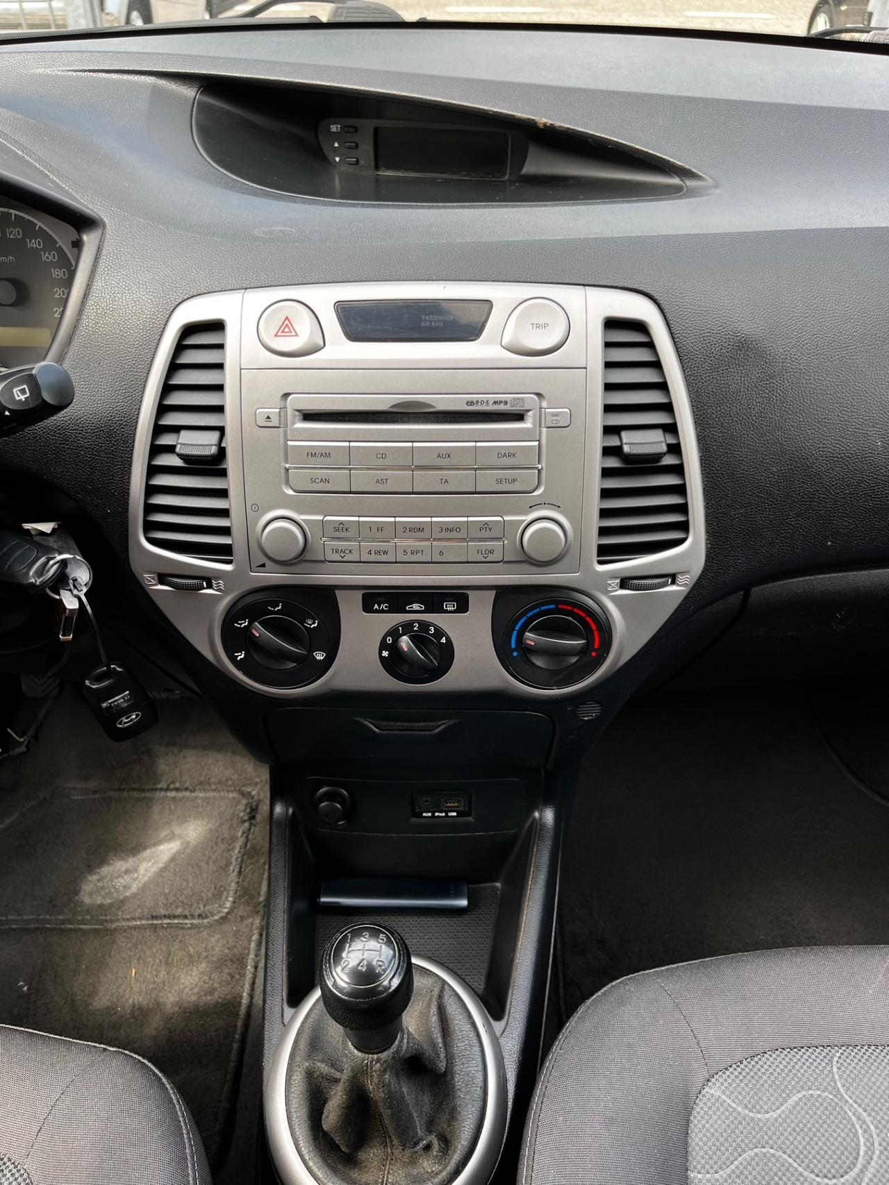 Hyundai i20 1.2 5p. Comfort FRIZIONE NUOVA - OK NEOPATENTATI