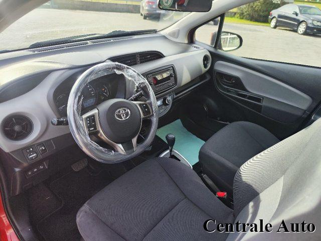TOYOTA Yaris 1.5 Hybrid 5 porte Cool