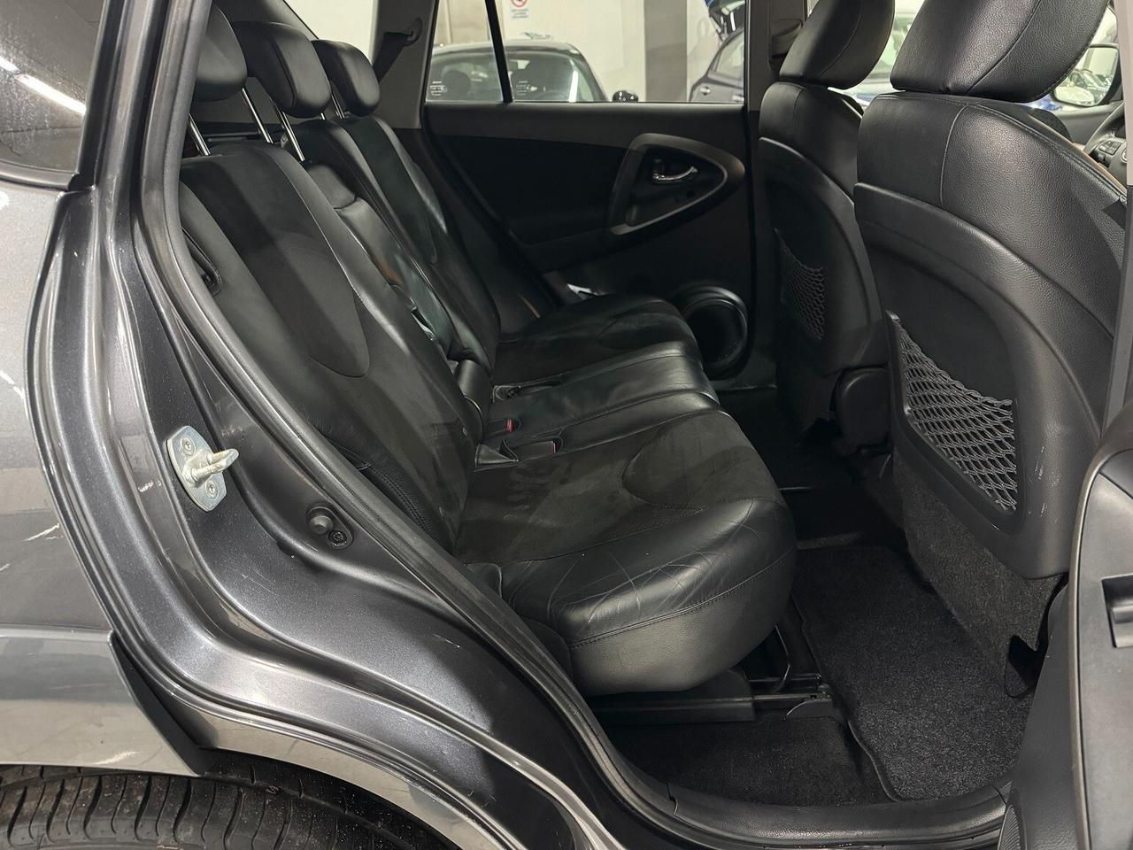 RAV4 2.2 D-Cat 150CV auto PREZZO VELOCE