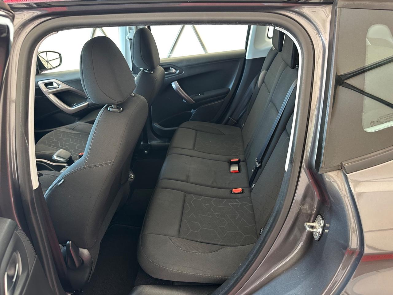 Peugeot 2008 PureTech 82 Allure