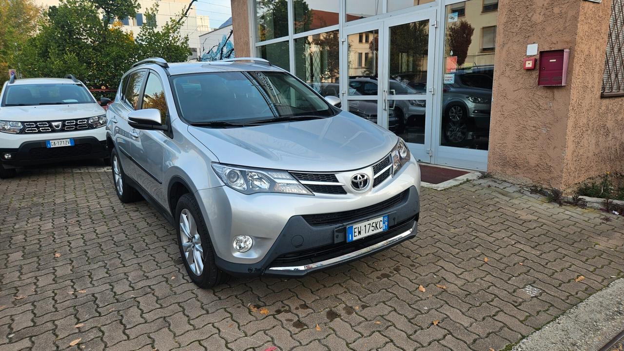 Toyota RAV 4 2.2 d-cat Active 4wd 150cv auto CAMERA-CRUISE