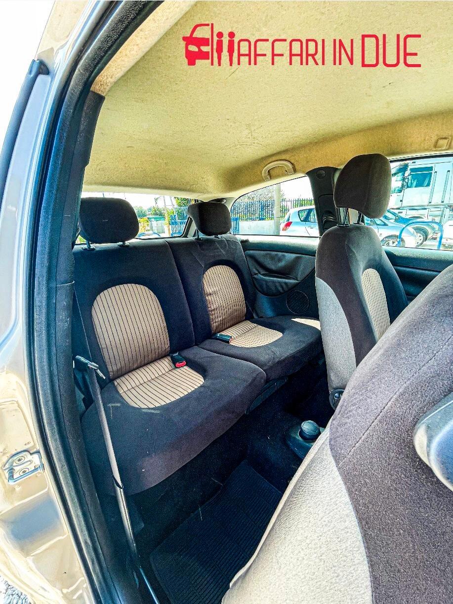 Lancia Ypsilon 1.2 Oro Giallo