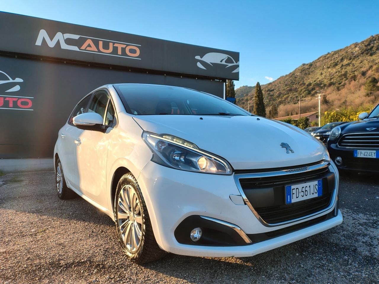 Peugeot 208 BlueHDi 75 5 porte Allure