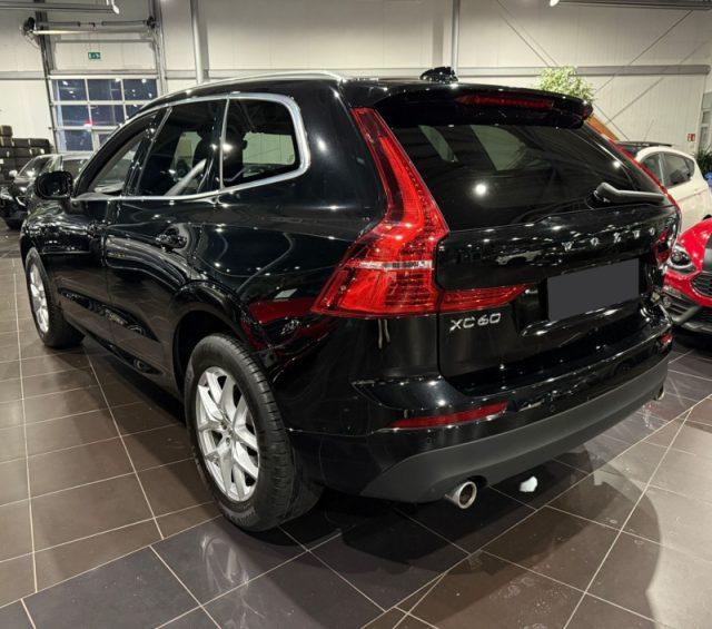 VOLVO XC60 B4 (d) Geartronic Momentum Pro