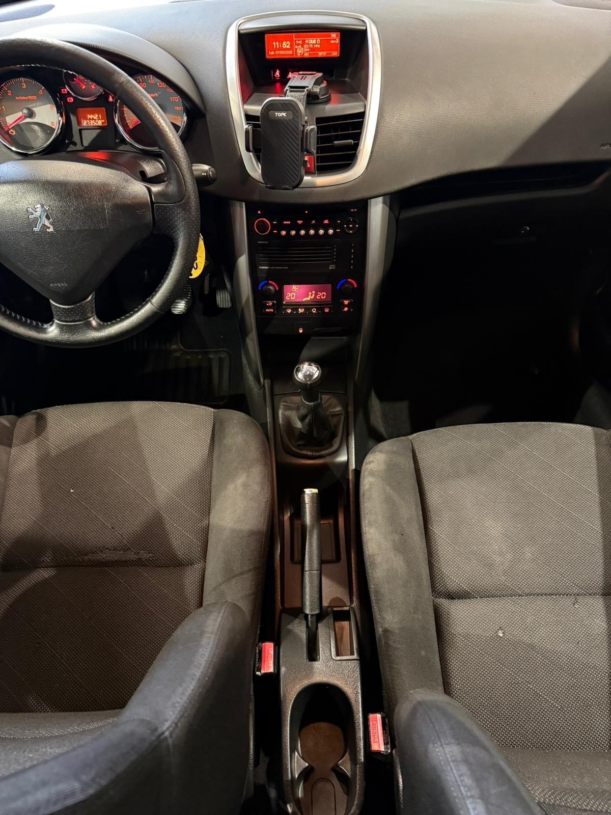 Peugeot 207 1.6 HDi -NEOPATENTATI