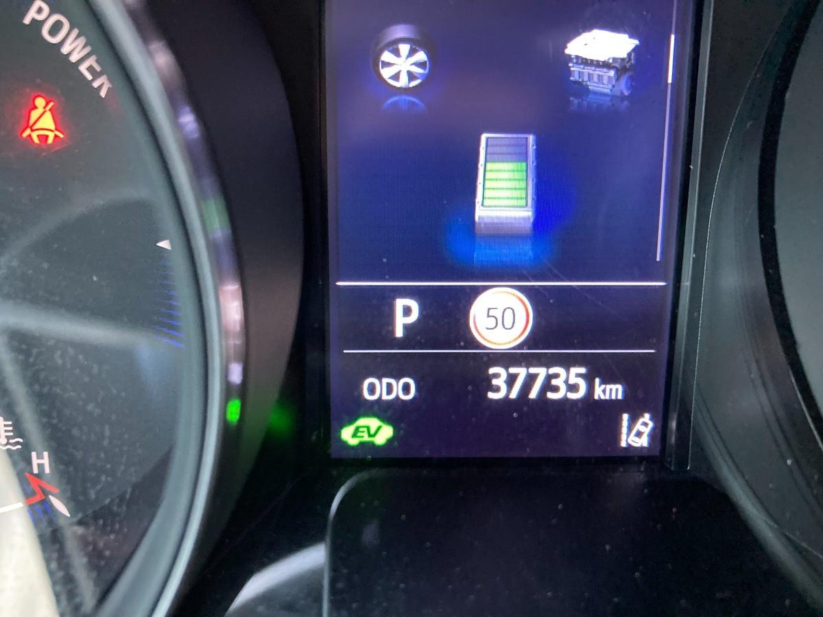 TOYOTA C-HR 1.8h Business e-cvt