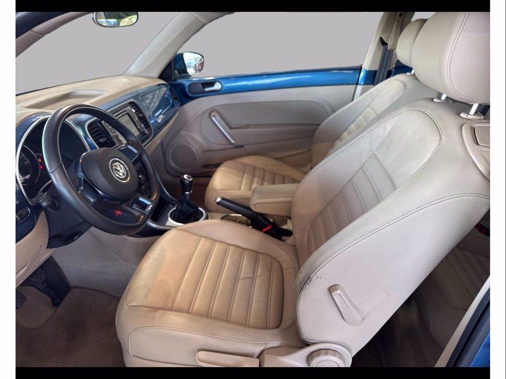 VOLKSWAGEN Maggiolino 1.2 tsi design 105cv del 2017