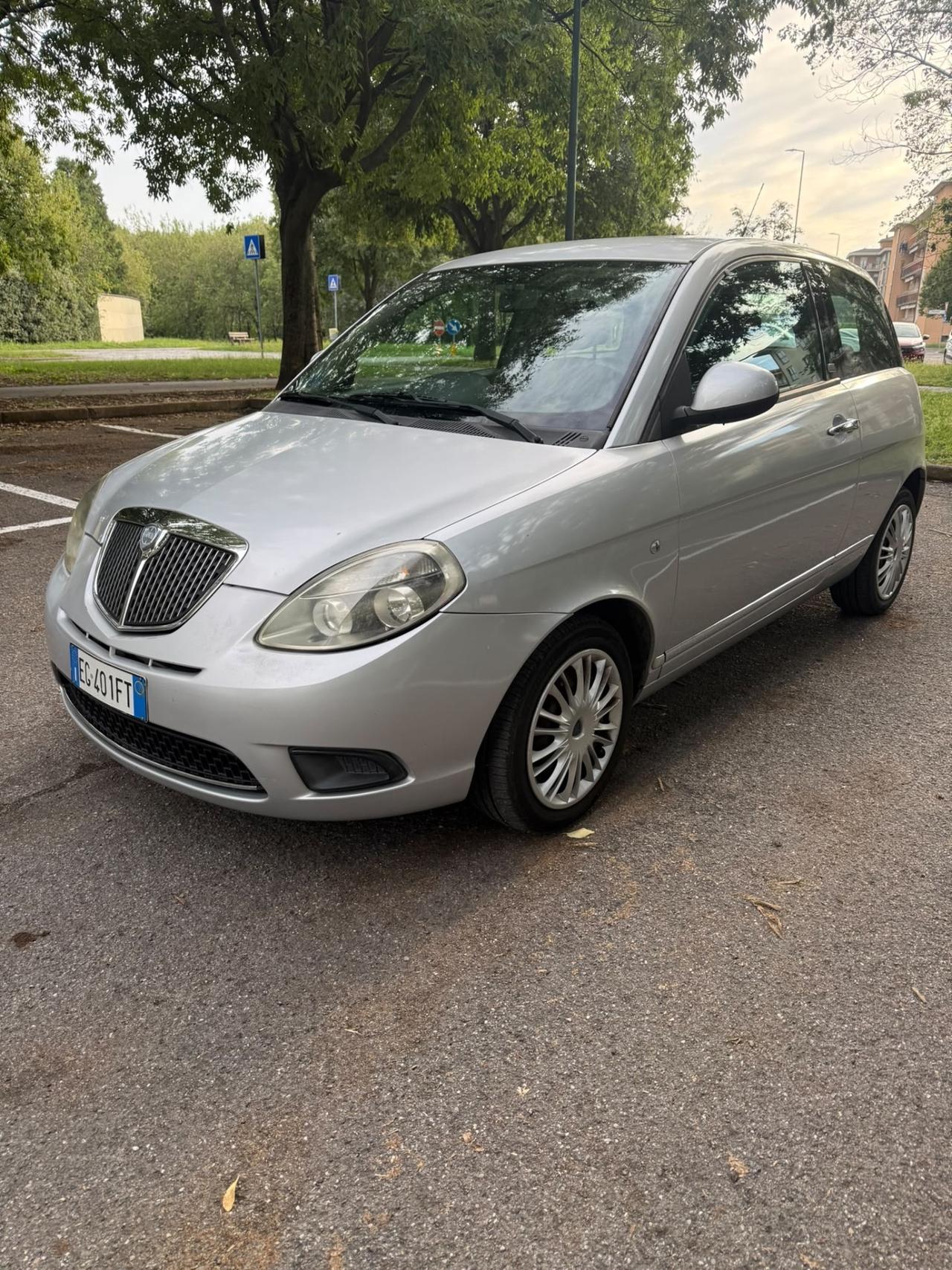 Lancia Ypsilon 1.2 69 CV Elle