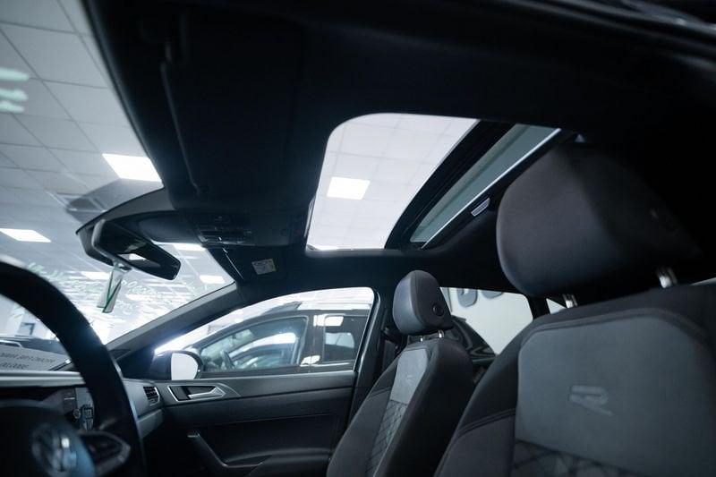 Volkswagen Taigo 1.0 tsi R-Line 110cv