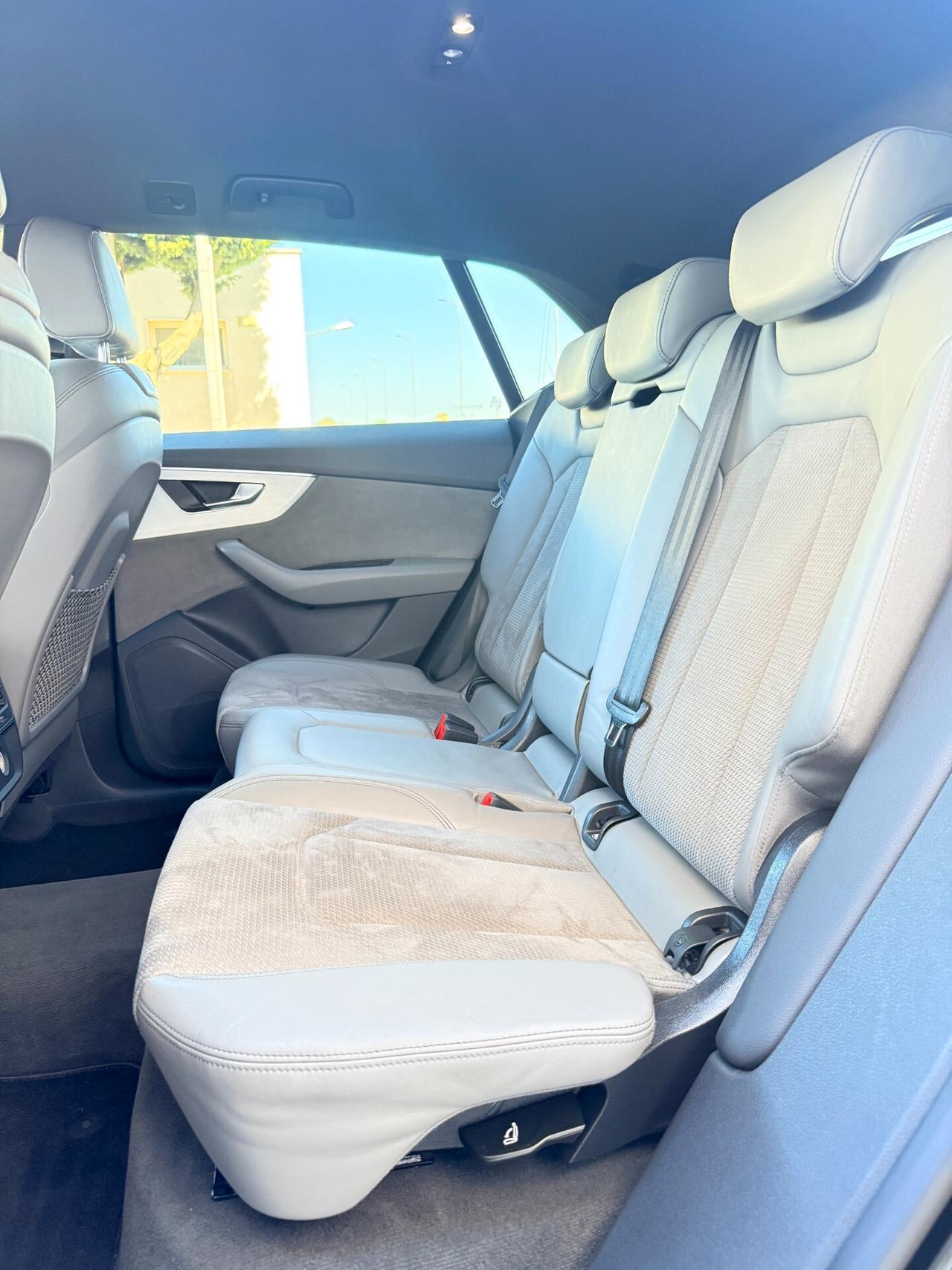 Audi Q8 50TDI mhev Sport quattro tiptronic S-LINE con VIRTUAL COCKPIT,LUCI SOFFUSE,TELECAMERA360,APPLE CARPL