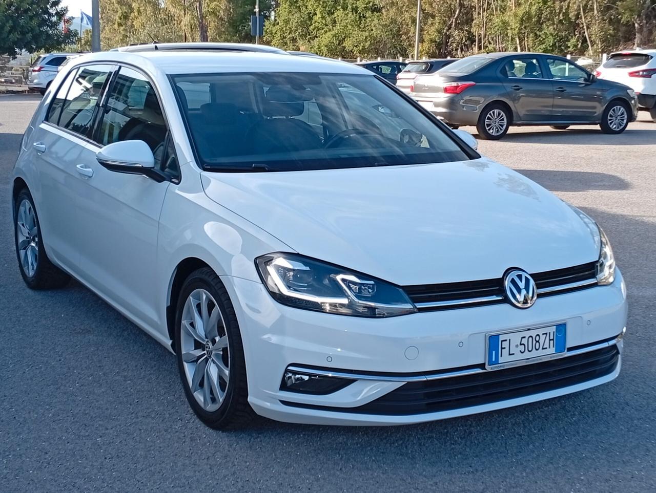 Volkswagen Golf 2.0 TDI 5p. Highline BlueMotion Technology