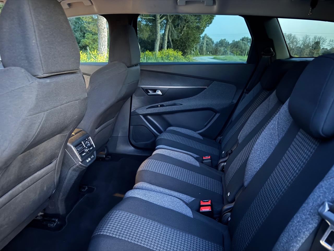 Peugeot 5008 BlueHDi 130 S&S EAT8 Allure