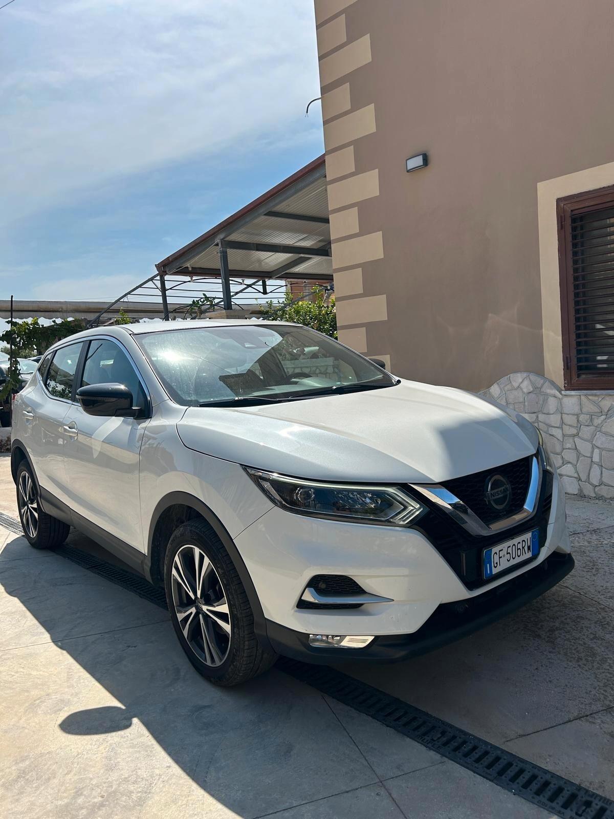 Nissan Qashqai 1.3 DIG-T 140 CV N-Connecta