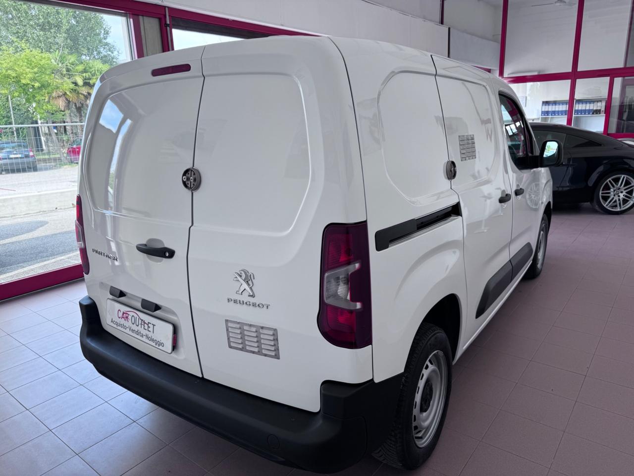 Peugeot Partner BlueHDi 100 S&S PC Furgone Pro
