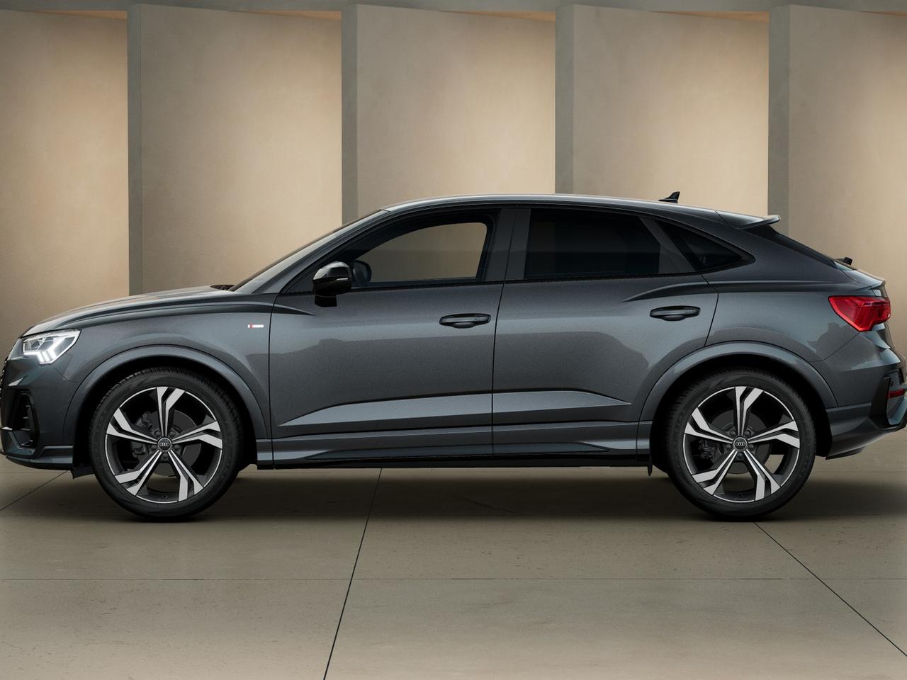 Audi Q3 sportback 35 2.0 tdi Blackline s-tronic