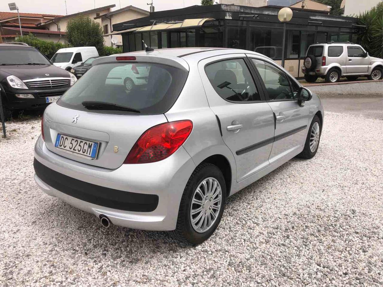 PEUGEOT 207 - GPL - 5P - ONE LINE