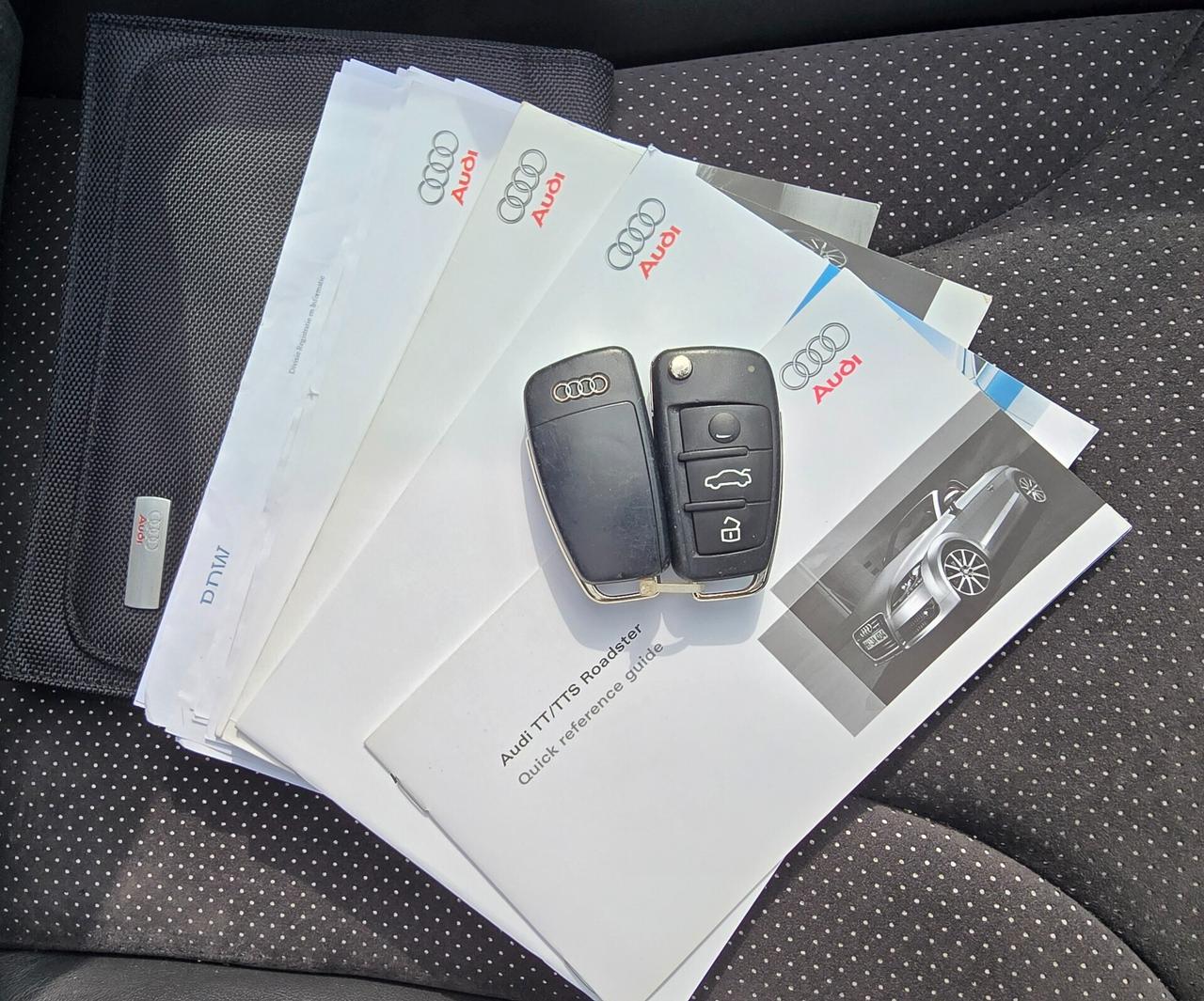 Audi TTS Roadster 2.0 tfsi quattro 272cv C. MANUALE