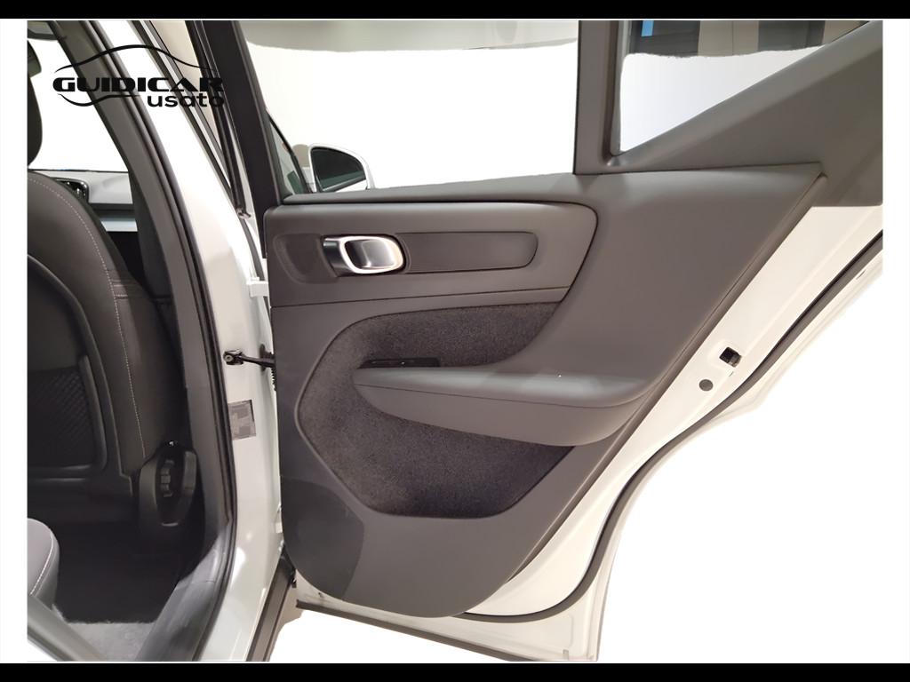 VOLVO XC40 2023 - XC40 2.0 b3 Core auto