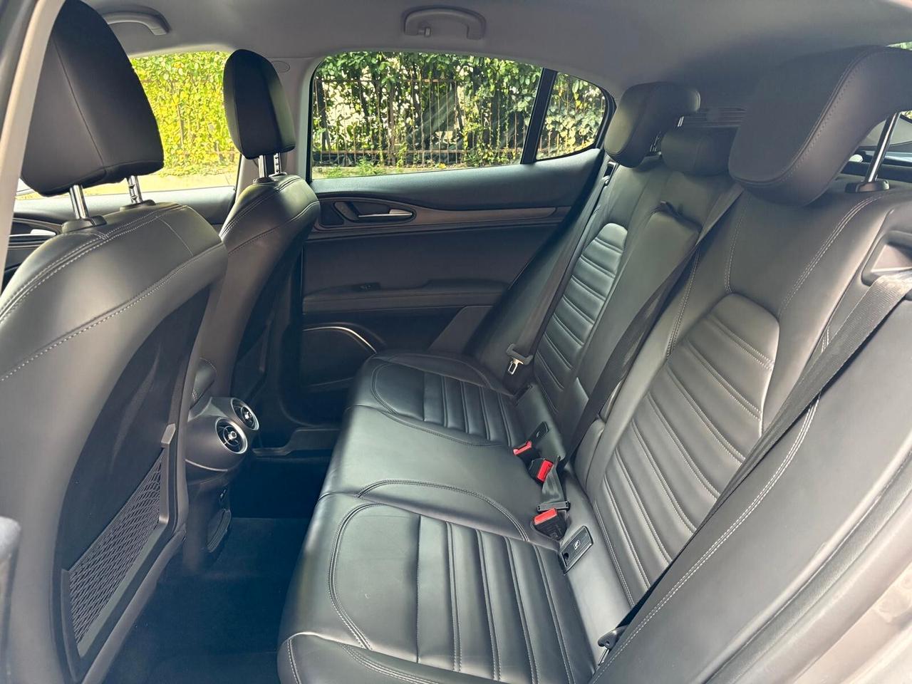 Alfa Romeo Stelvio 2.0 Turbo 280 CV AT8 Q4 Super