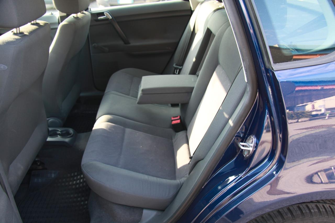 Volkswagen Polo 1.4 16V 5p. Trendline