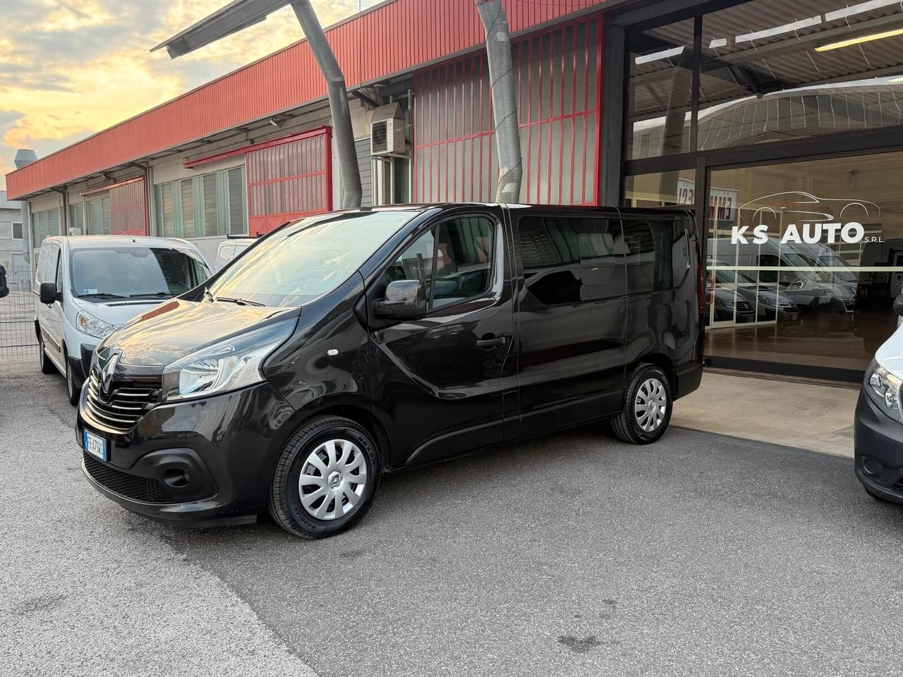 Renault Trafic 9 POSTI 1.6 dCi 95CV prezzo ivato