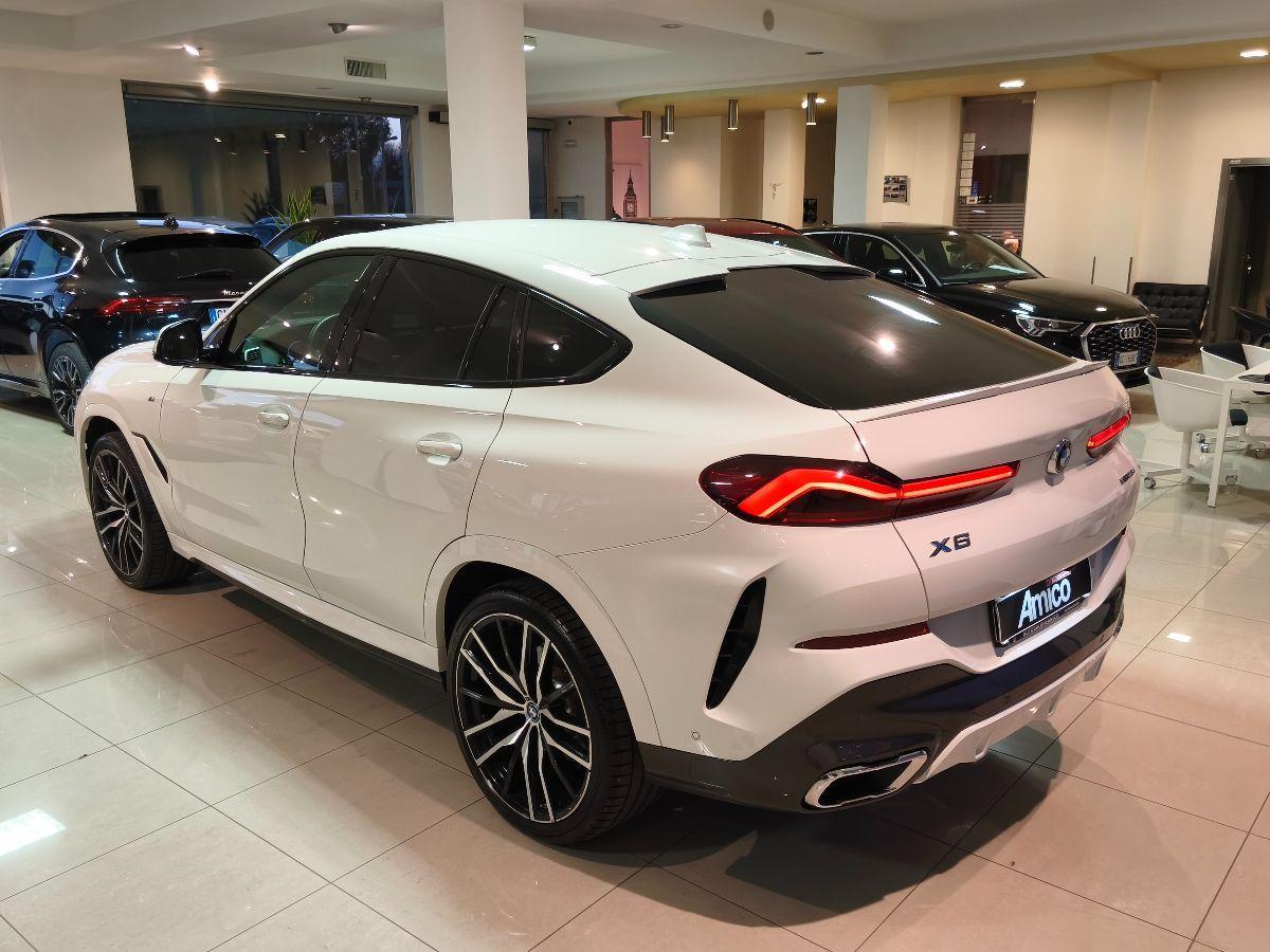 BMW X6 xDrive30d 48V Msport Cerchi 22